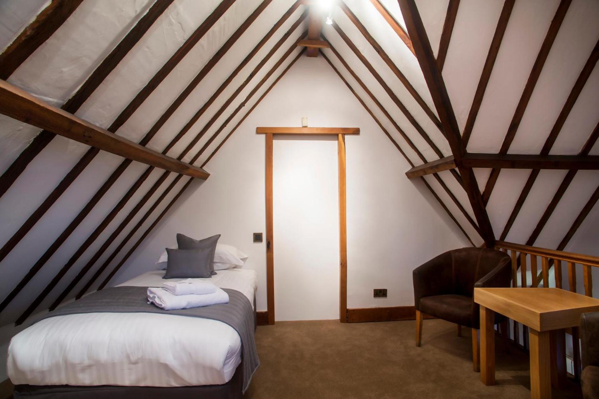 Tewinbury Farm Hotel Room photo