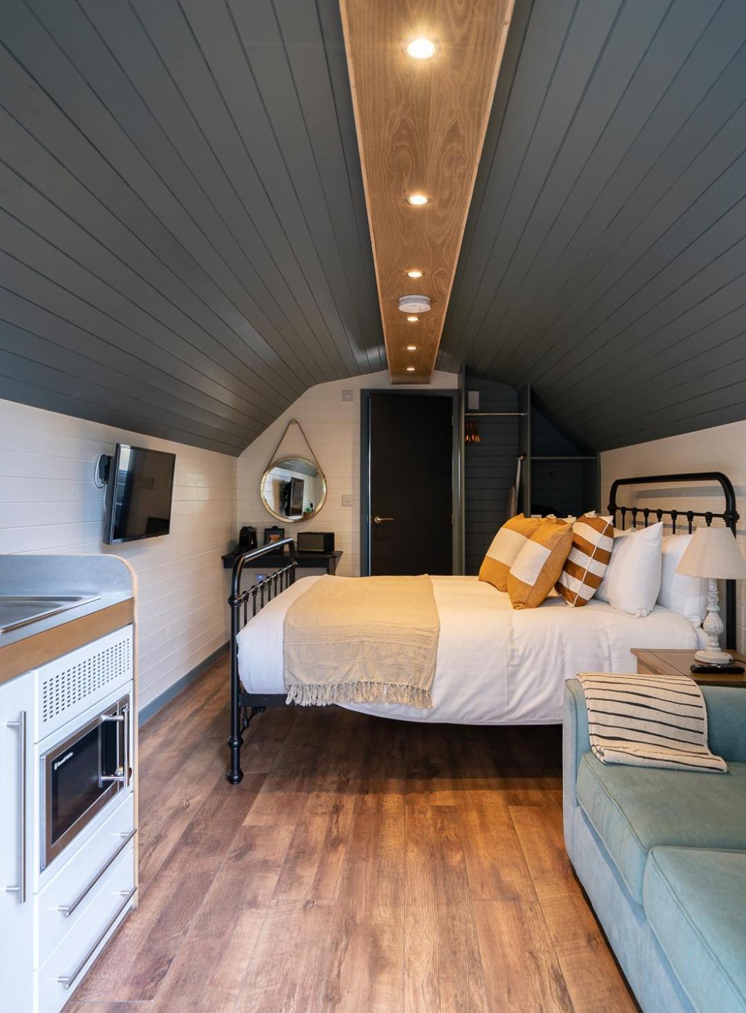 Tewinbury Farm Hotel Room photo